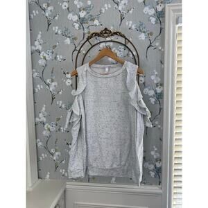 Isabel Maternity by Ingrid & Isabel Light Gray Maternity Sweatshirt - Size Large